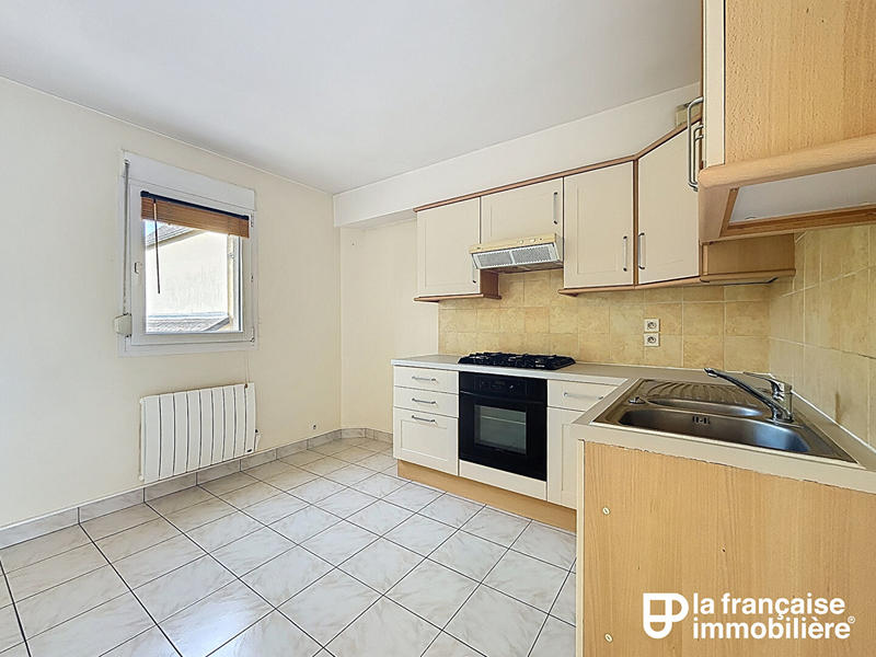 Appartement - 65 m² - 4 pièces