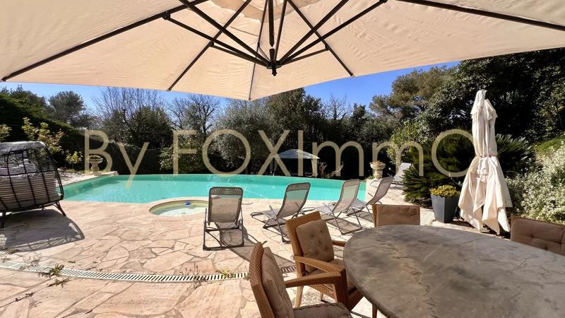 Villa - 130 m² - 6 pièces