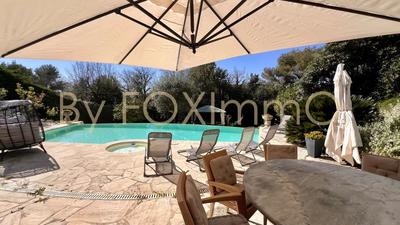 Villa - 130 m² - 6 pièces