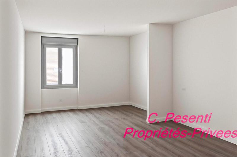Appartement - 106 m² - 6 pièces