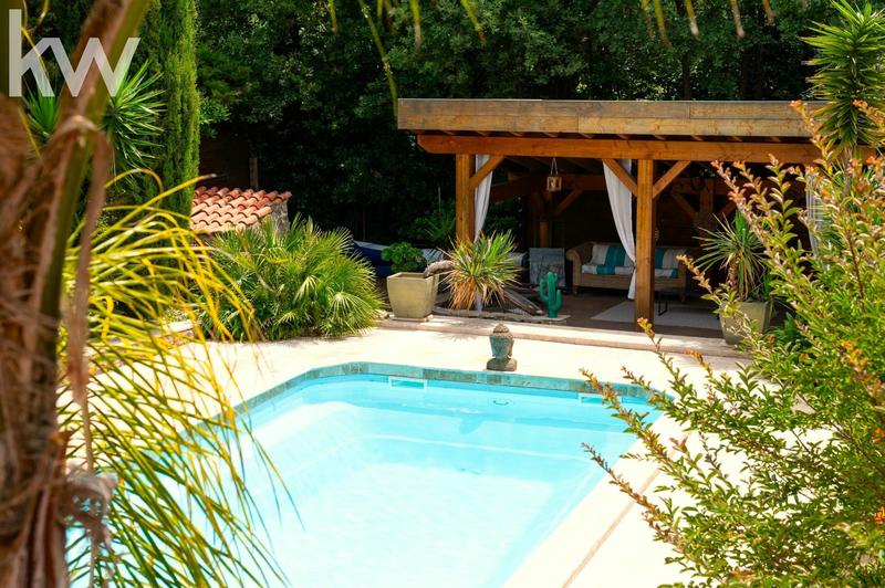 Maison - 185 m² - 7 pièces