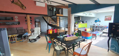 Maison - 199 m² - 6 pièces