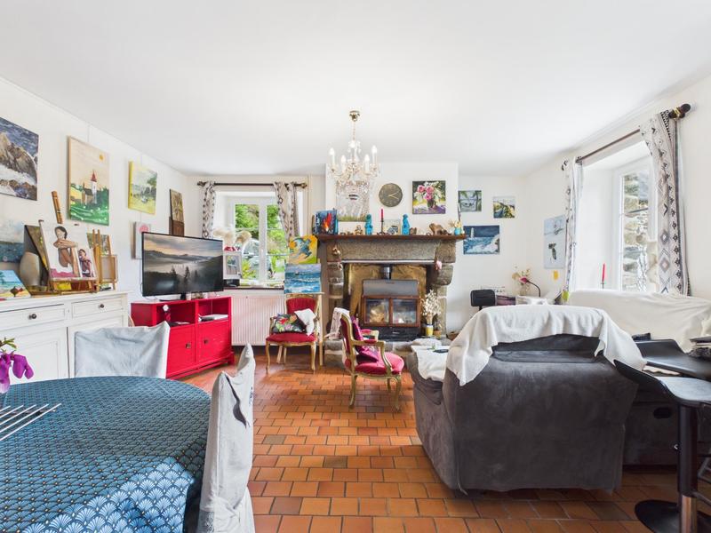 Maison - 170 m² - 8 pièces