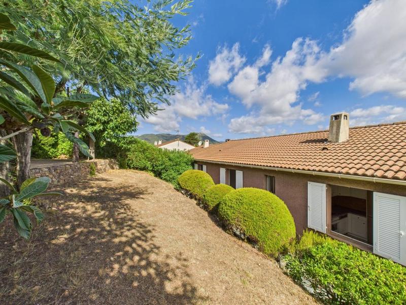 Villa - 98 m² - 5 pièces