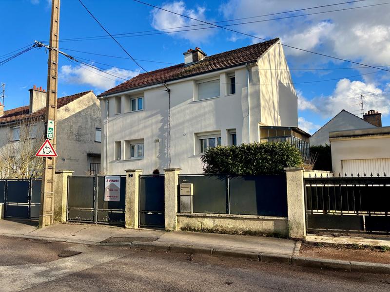 Maison - 60 m² - 4 pièces