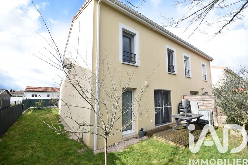 Maison - 82 m² - 4 pièces