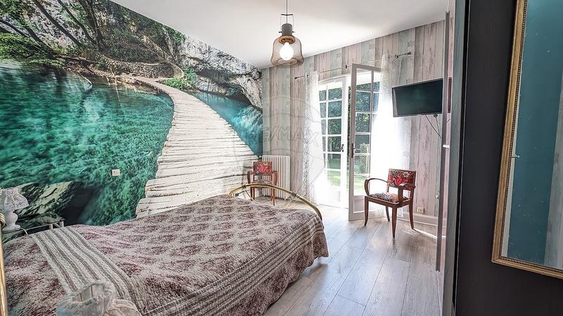 Maison - 190 m² - 7 pièces