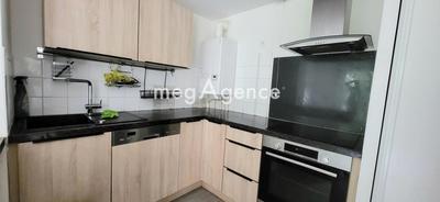 Maison - 84 m² - 4 pièces