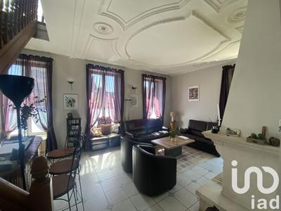 Maison - 210 m² - 8 pièces