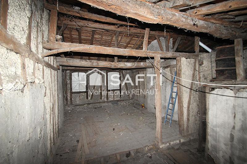 Maison - 240 m² - 9 pièces