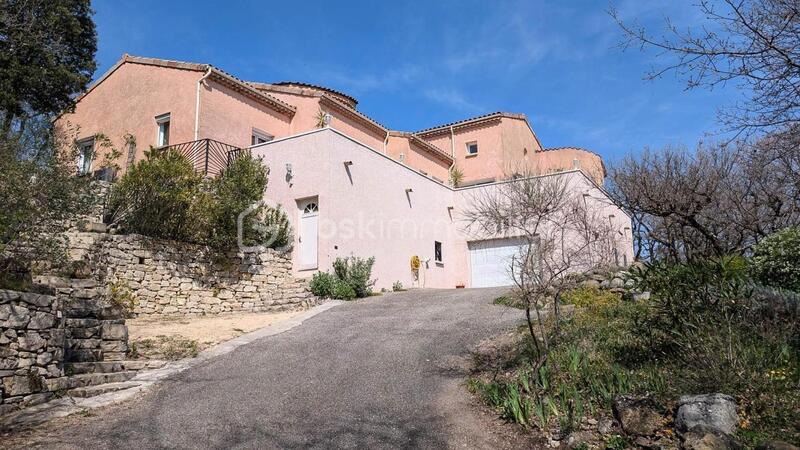 Maison d'architecte - 194 m² - 6 pièces