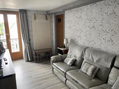 Maison - 450 m² - 12 pièces