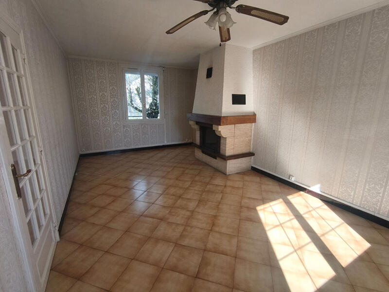 Maison - 74 m² - 5 pièces