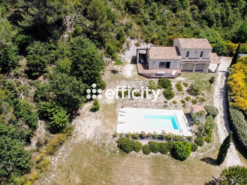 Villa - 176 m² - 6 pièces