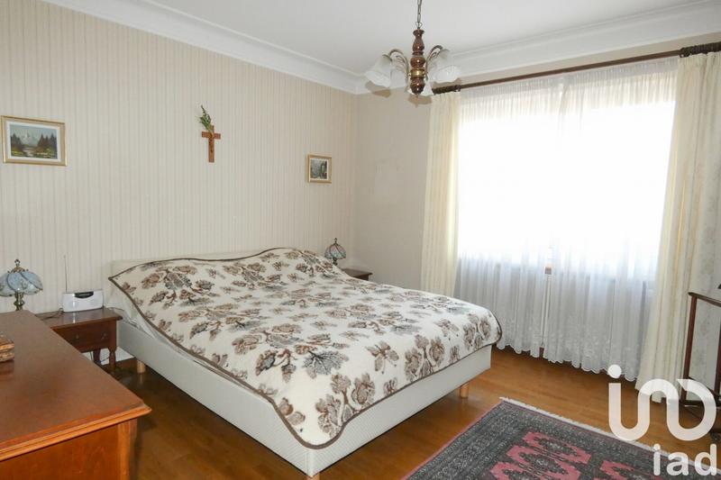 Appartement - 94 m² - 4 pièces