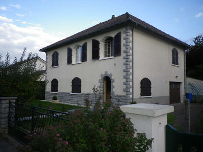 Maison - 143 m² - 6 pièces