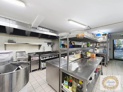 Fonds de commerce - Hôtellerie / Restauration - 230 m²