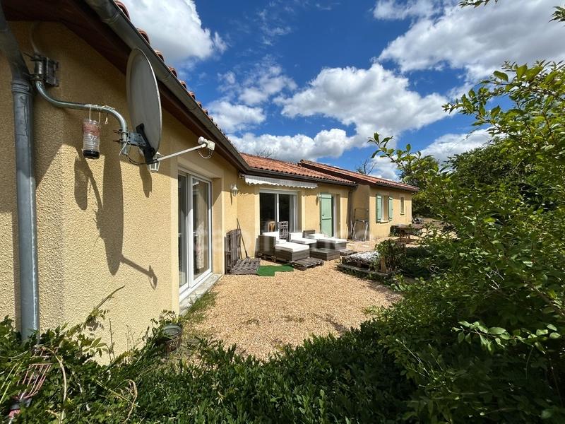 Maison - 170 m² - 10 pièces