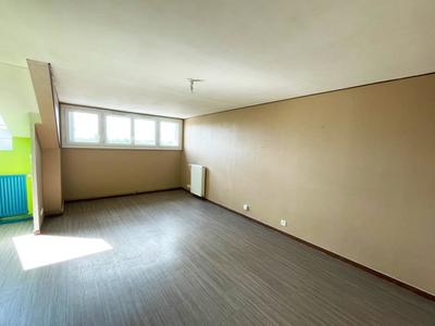 Studio - 38 m² - 1 pièce