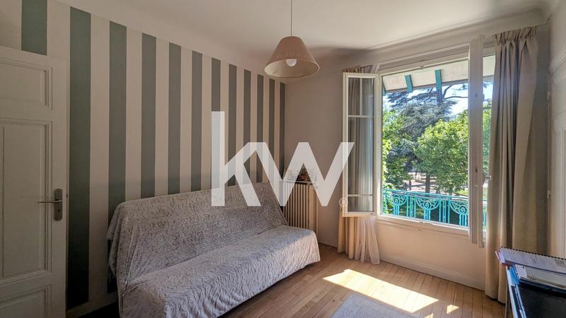 Maison - 139 m² - 7 pièces