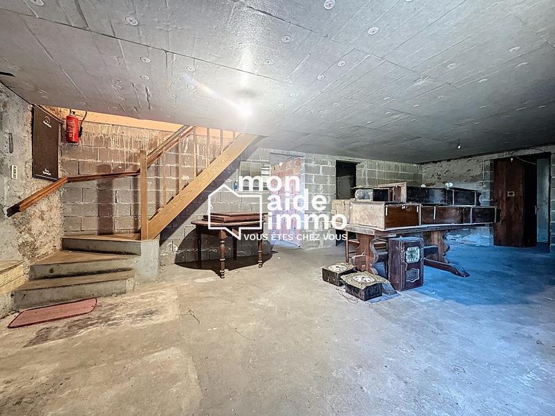 Maison - 180 m² - 4 pièces