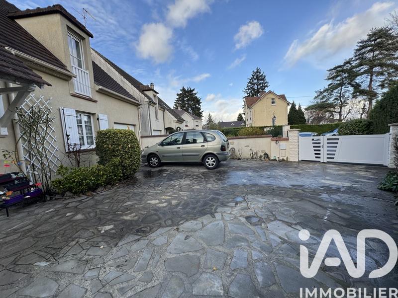 Maison - 144 m² - 7 pièces