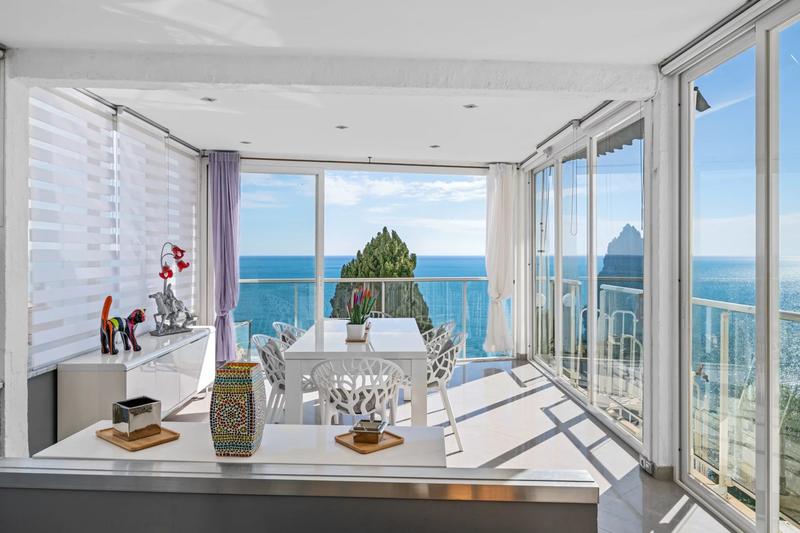 Appartement - 170 m² - 6 pièces