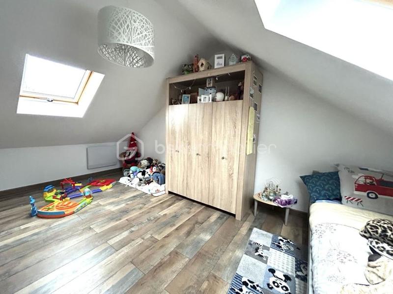 Pavillon - 90 m² - 5 pièces