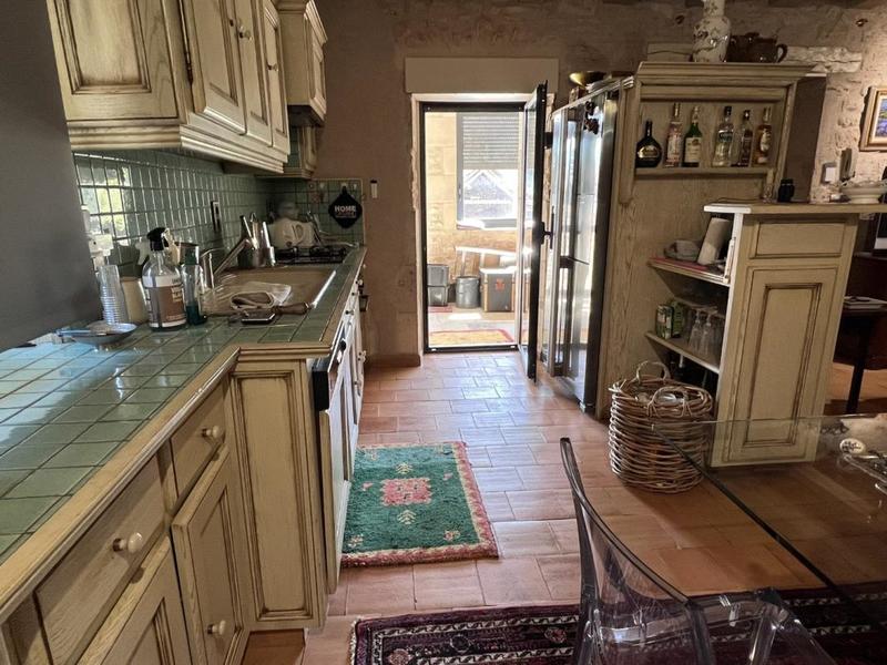 Demeure - 250 m² - 10 pièces