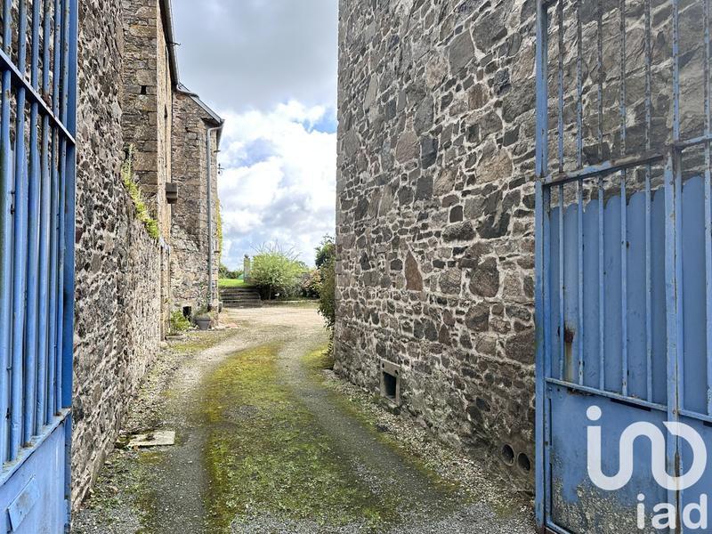 Maison - 205 m² - 8 pièces