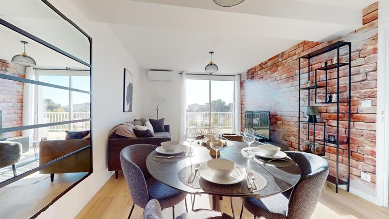 Appartement - 70 m² - 5 pièces