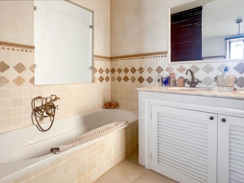 Villa - 250 m² - 10 pièces