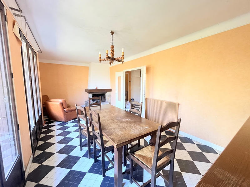 Maison - 110 m² - 5 pièces