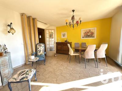 Maison - 138 m² - 5 pièces