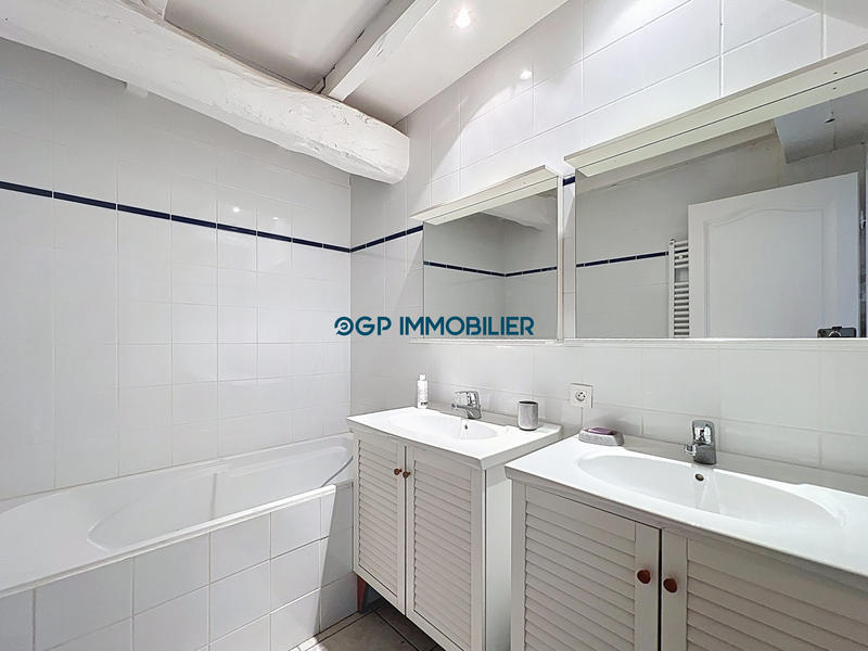 Ferme - 325 m² - 6 pièces