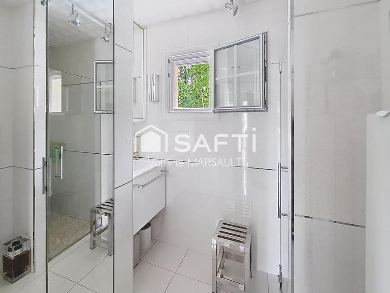 Maison - 111 m² - 6 pièces