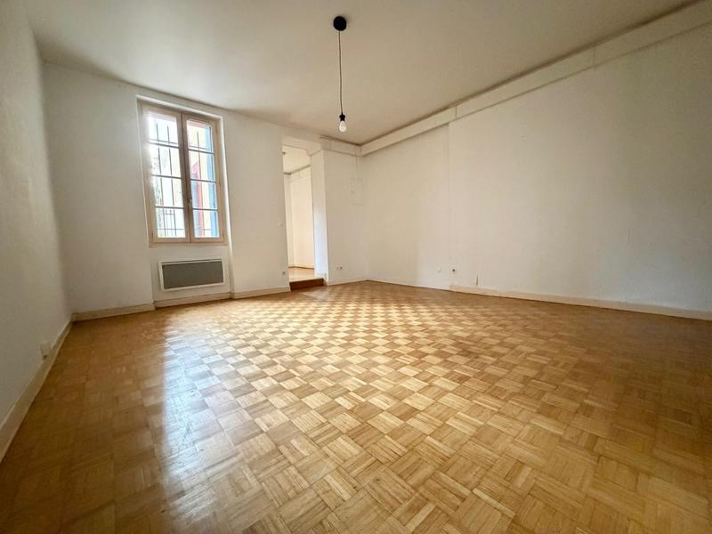 Appartement - 70 m² - 2 pièces
