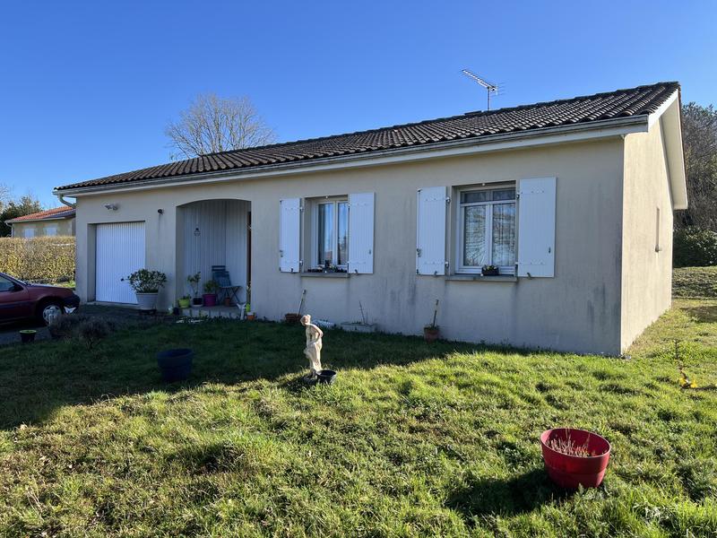Villa - 80 m² - 4 pièces