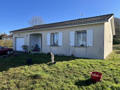 Villa - 80 m² - 4 pièces
