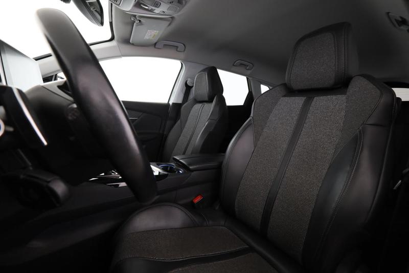 Peugeot 3008 1.5 Blue-HDi Allure Business Eat8 130 ch