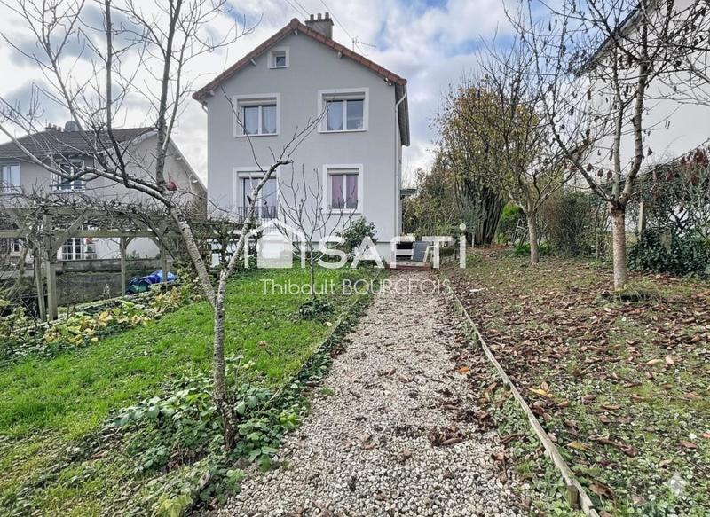 Maison - 77 m² - 5 pièces
