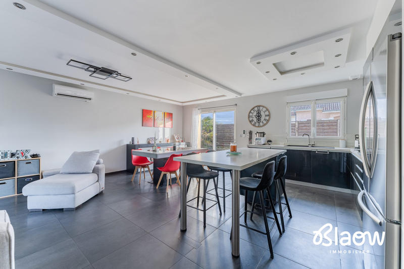 Maison - 151 m² - 6 pièces