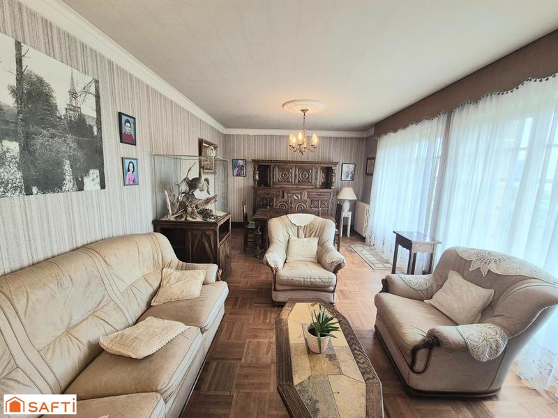 Maison - 98 m² - 6 pièces