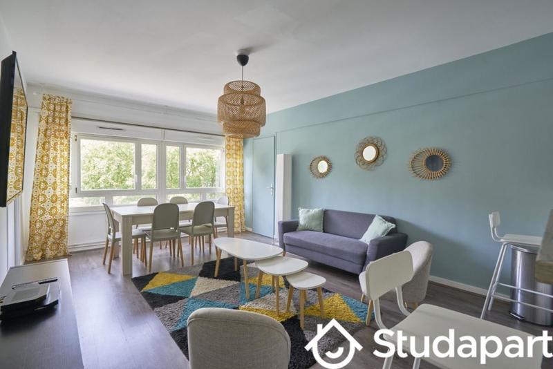 Chambre - 12 m² - 1 pièce