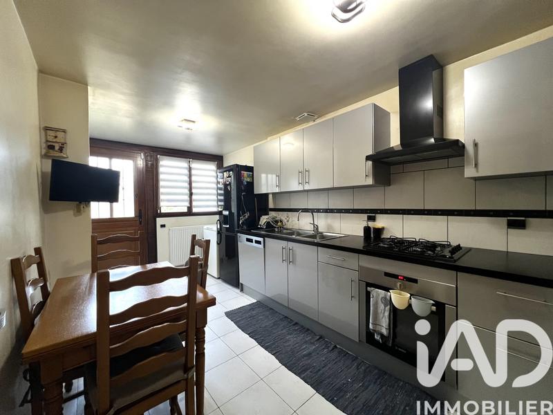 Maison - 91 m² - 6 pièces