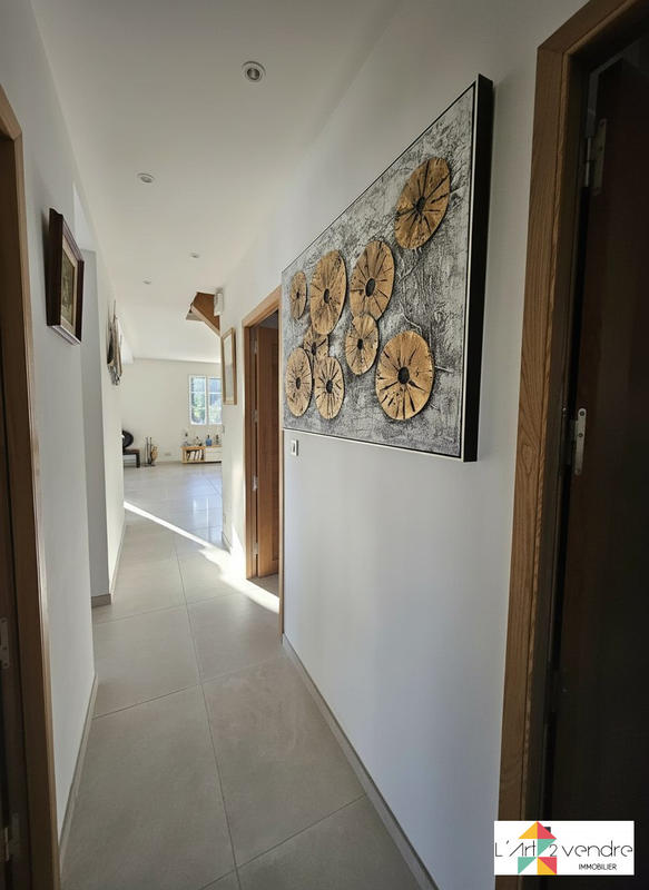 Maison contemporaine - 200 m² - 6 pièces