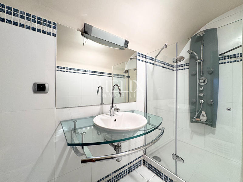 Appartement - 130 m² - 4 pièces