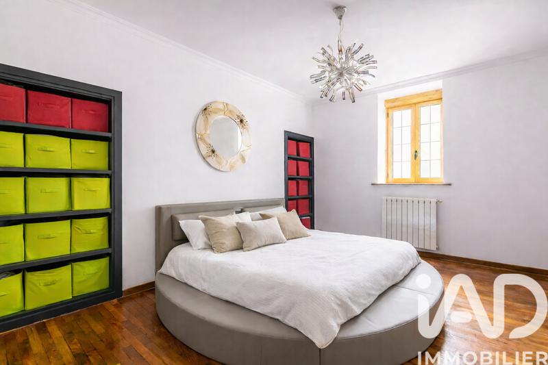 Maison de ville - 242 m² - 6 pièces