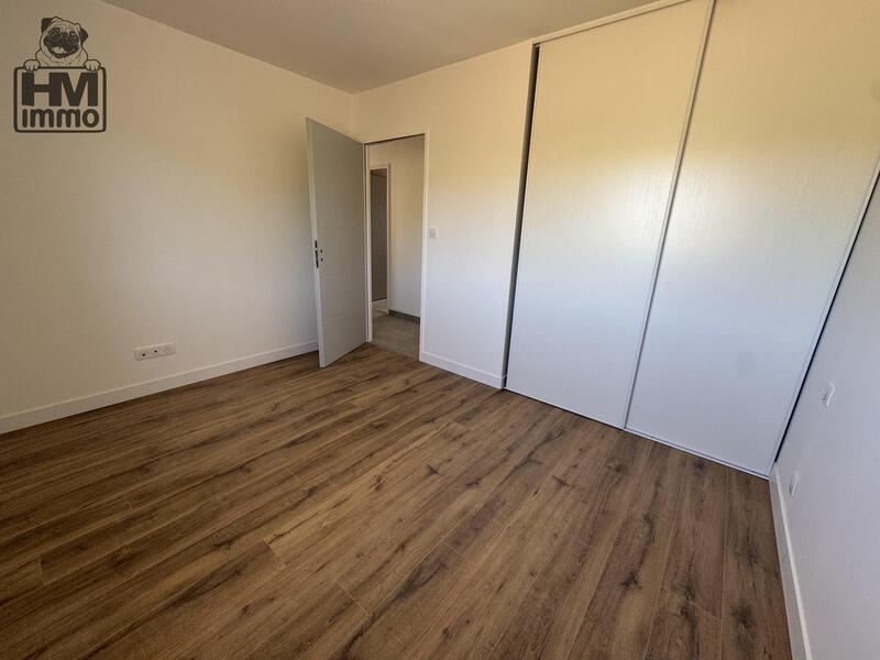 Maison traditionnelle - 99 m² - 4 pièces