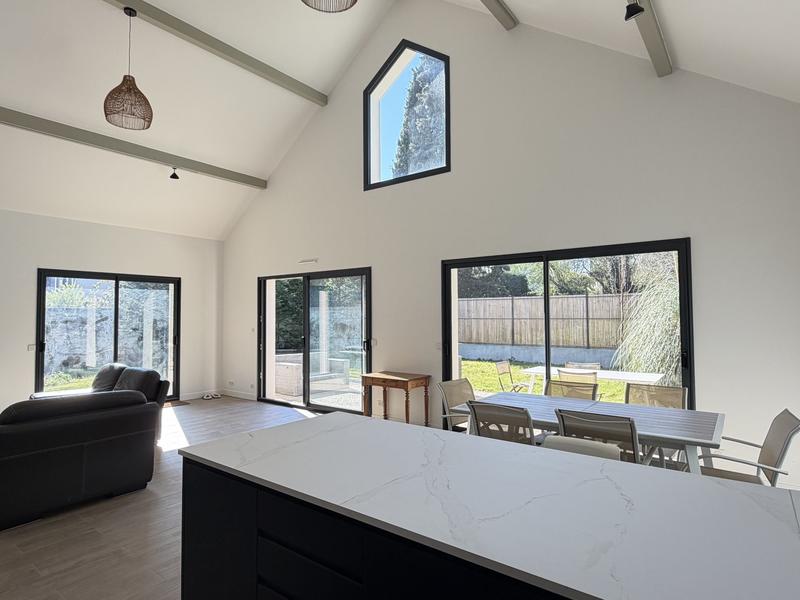 Maison - 122 m² - 6 pièces